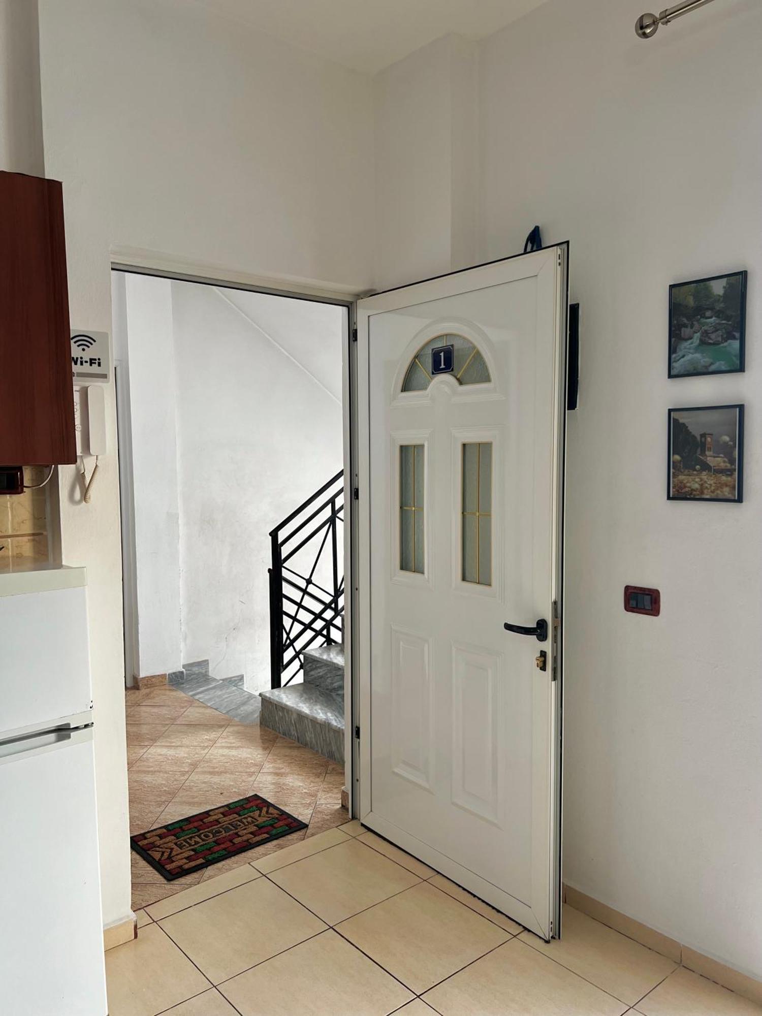 Ar Apartments Tiranë Luaran gambar